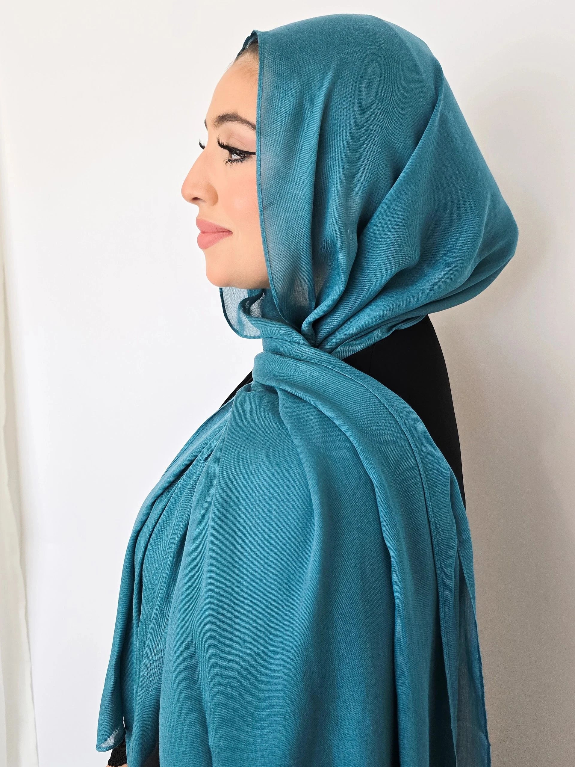 Modal- Exotic Plume