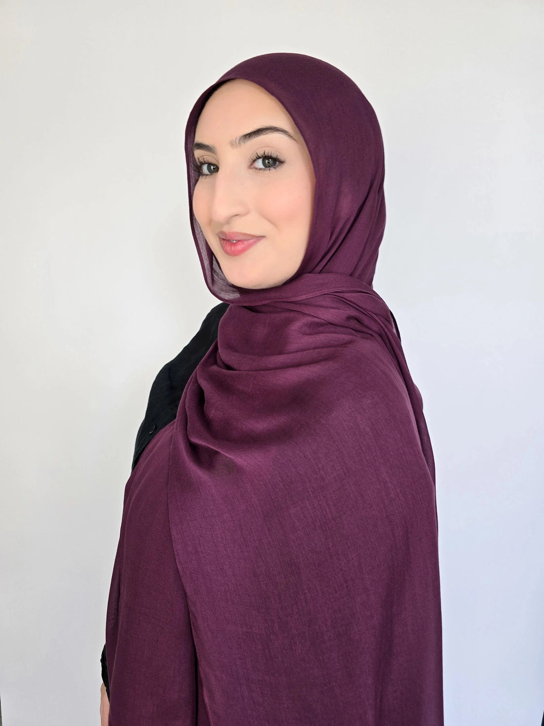 Modal- Plum