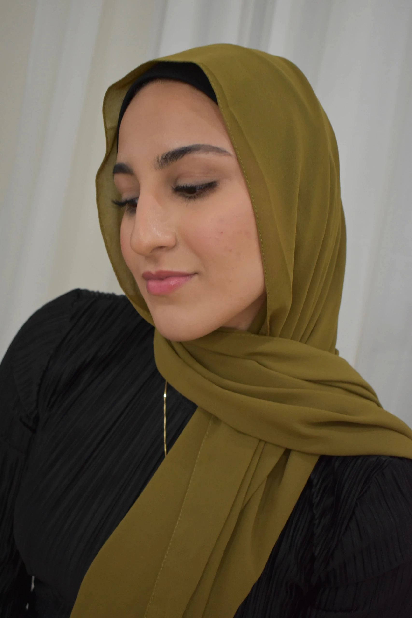 Essential Chiffon- Olive