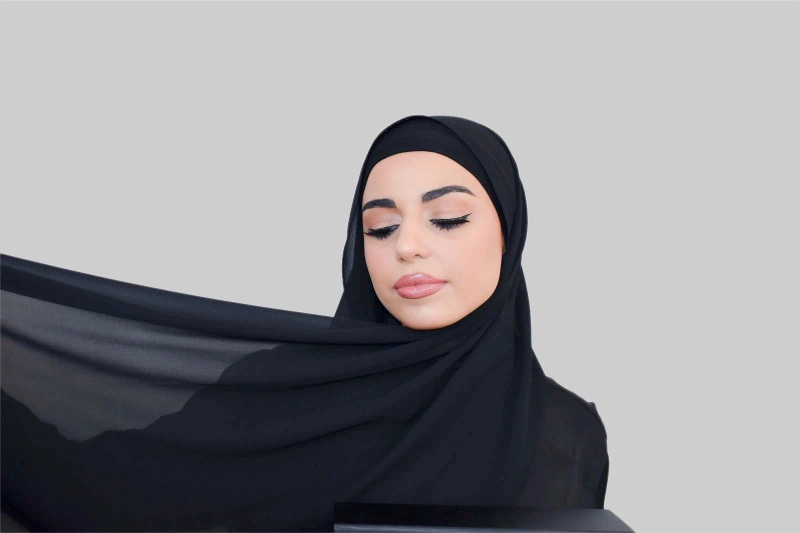 Essential Chiffon -Black